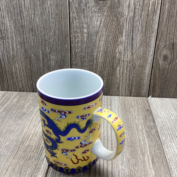 Asian Themed DRAGON Ceramic Tea Cup Diffuser 3-Piece. Cup, Lid, and Strainer - Picture 10 of 16
